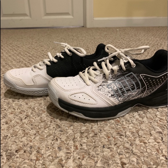 Wilson Other - Wilson boys black and white tennis shoes